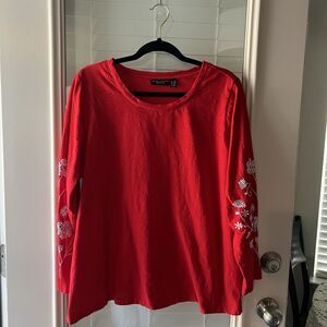 susan graver weekend T Shirt 1X Embroidered